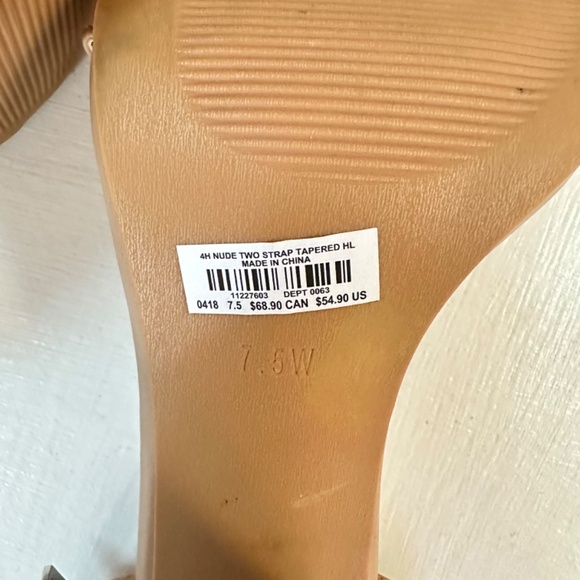 Torrid Shoes Women's Size 7.5 W Ankle Strap Cone Heel Beige Sandals - Picture 9 of 12